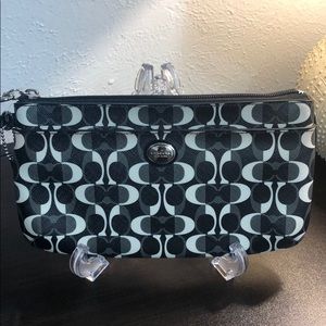 Coach wristlet *brand new*